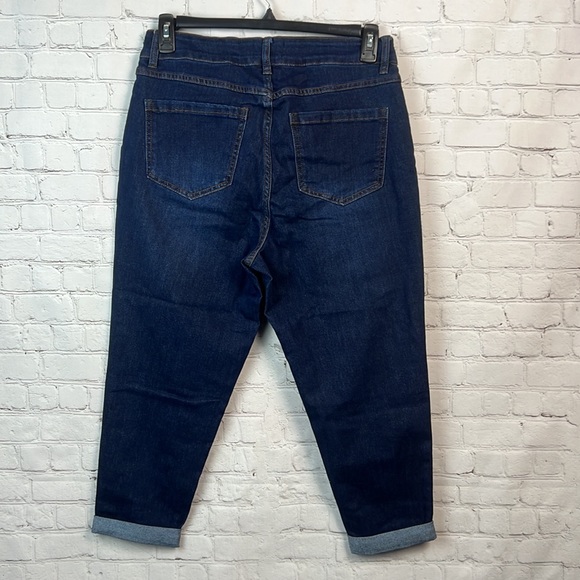 BloomChic Very Stretchy High Rise Dark Wash Cropped Jeans Size 12 & Plus Size 24 - Picture 6 of 7